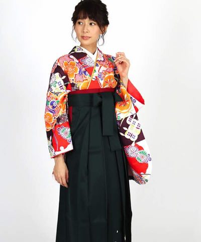 卒業式袴レンタル | 赤紫地に桜や菊 刺繍入り緑袴