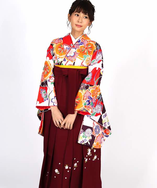 卒業式袴レンタル | 赤紫地に桜や菊 刺繍入り臙脂袴