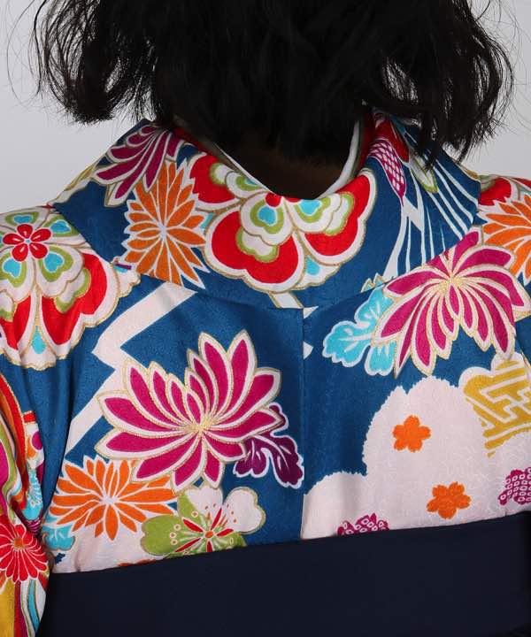 卒業式袴レンタル | 青地に菊と梅に桜 刺繍入り濃紺袴